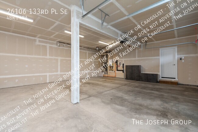 Building Photo - 26106 133rd Pl SE