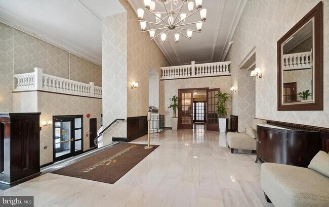 Building Photo - 1324 Locust St