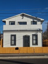 Building Photo - 216 E Las Vegas St