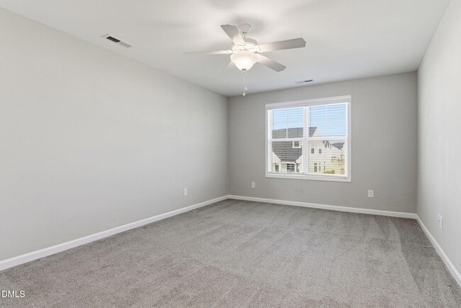 Building Photo - 759 Putney Hl Rd