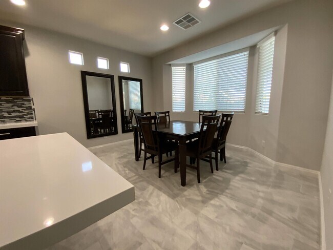 Building Photo - 799 Flowing Meadow Dr