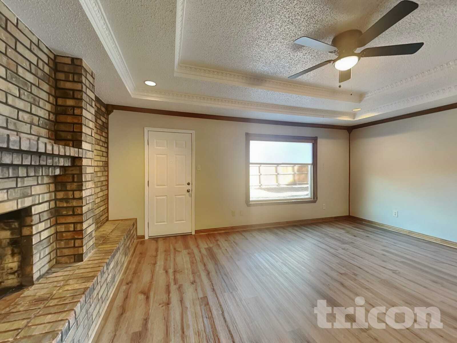 Building Photo - 509 Live Oak Dr