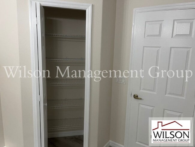 Building Photo - 4935 Luge Ln