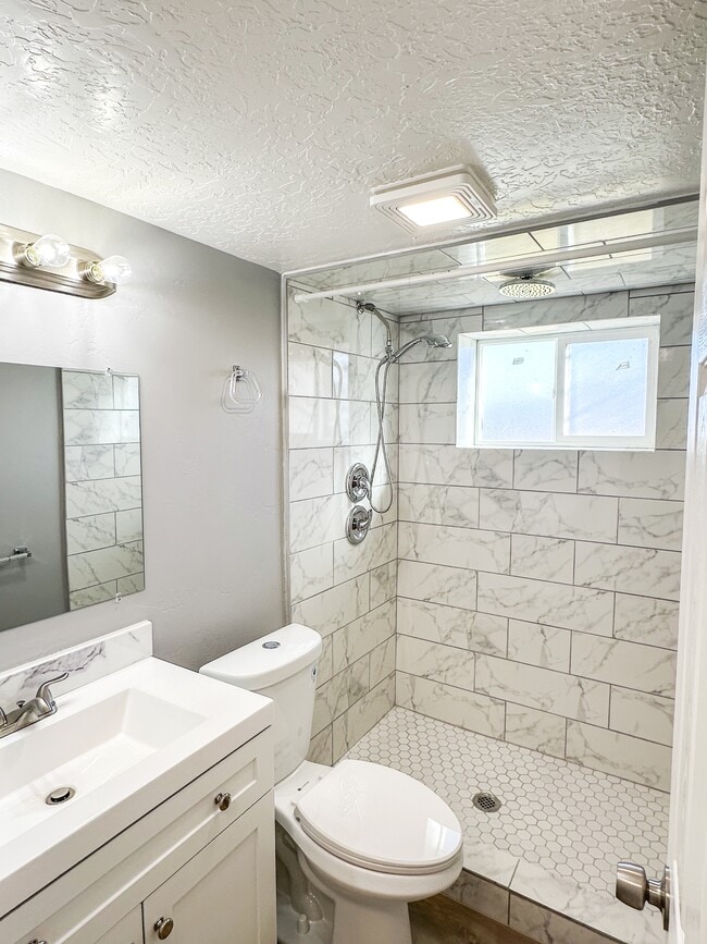 Building Photo - 5699 S Copper City Dr