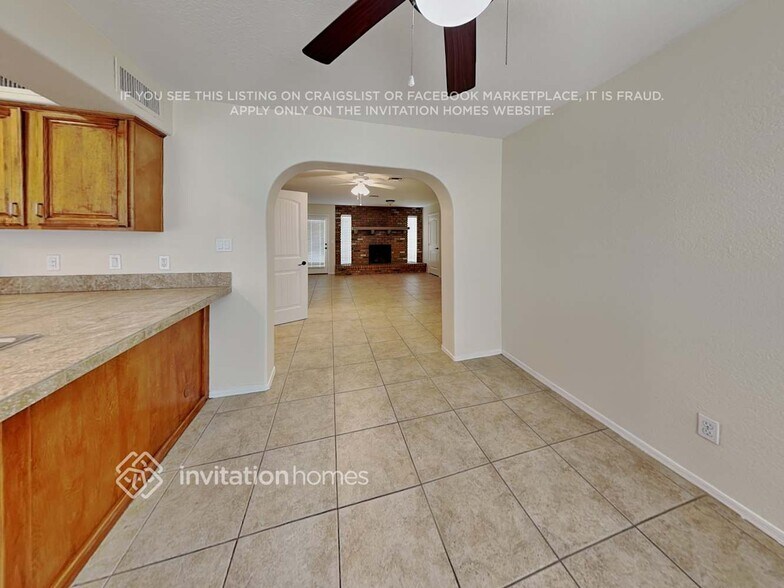 Building Photo - 14844 N 24th Pl