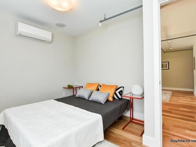 Building Photo - 1514 Newton St NW