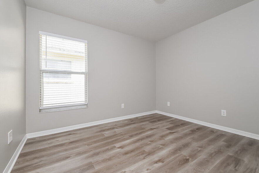 Building Photo - 3208 Summer Cruise Dr