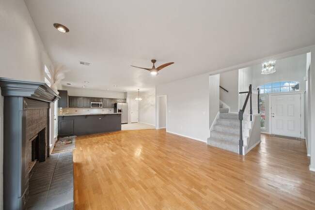 Building Photo - Remodeled 2 story in desired Stone Mill Br...