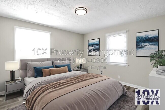 Building Photo - 1047 S James Rd