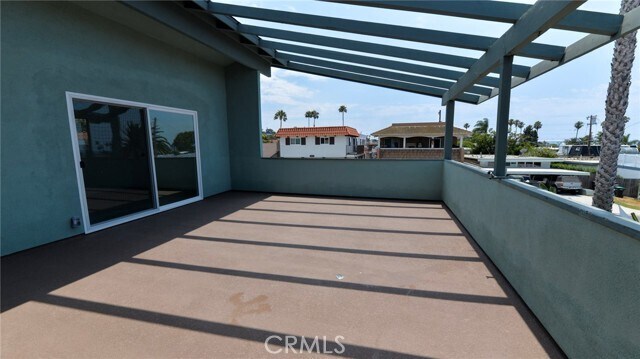Building Photo - 218 Avenida Rosa
