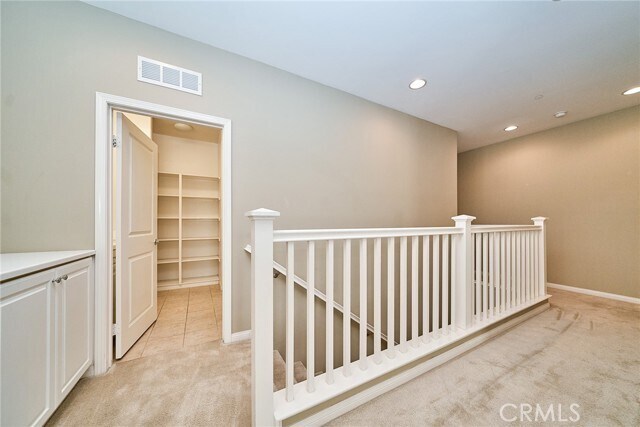 Building Photo - 1324 Macneil Dr