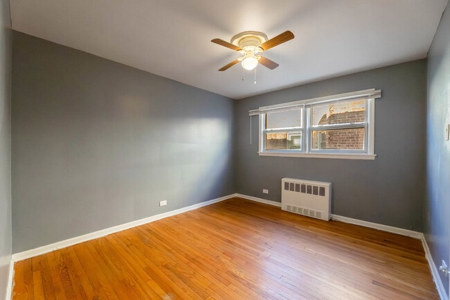 Building Photo - 7718 S Jeffery Blvd