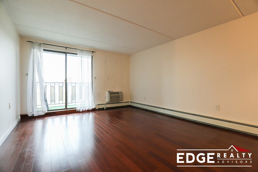 Building Photo - 12 Ellery St