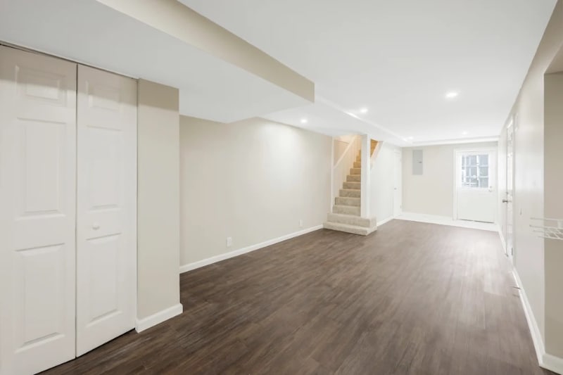 Building Photo - 609 Durrett Dr