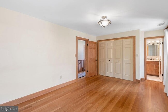 Building Photo - 5109 Fairglen Ln