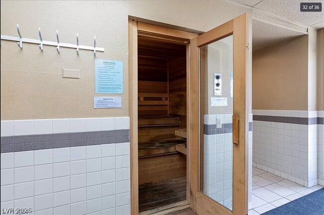 Building Photo - 5150 S Jones Blvd