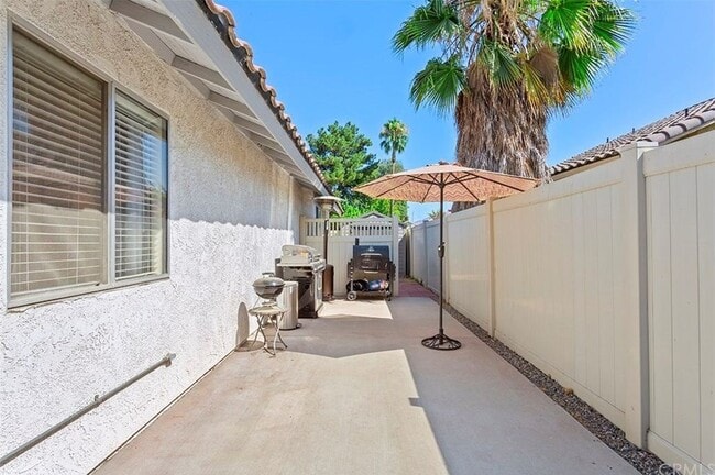 Building Photo - 13562 Vellanto Way