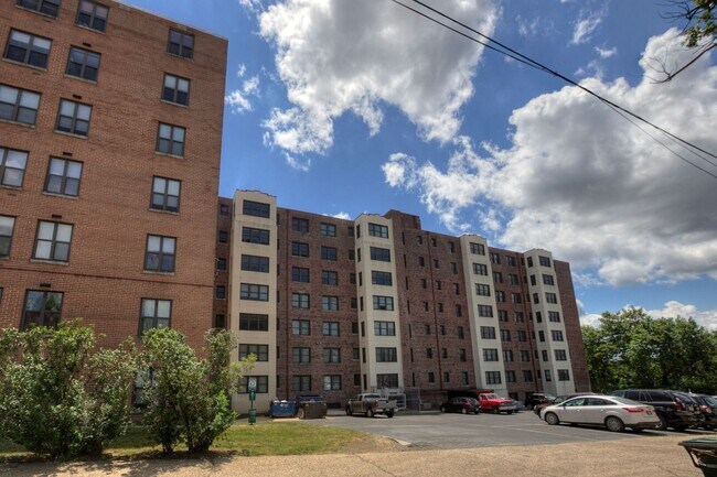 Building Photo - 3902 14th St NW