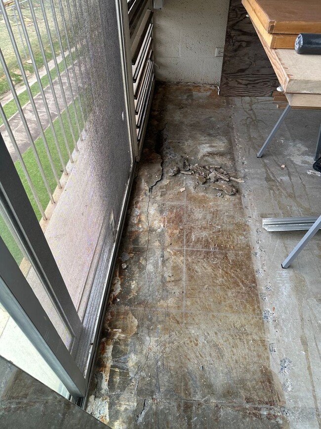 Building Photo - 85-175 Farrington Hwy #B307