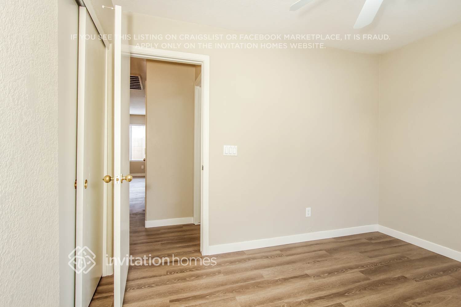 Building Photo - 2423 S 82nd Ln