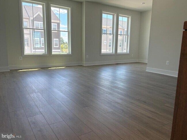 Building Photo - 133 Bamboo Shoot Ln