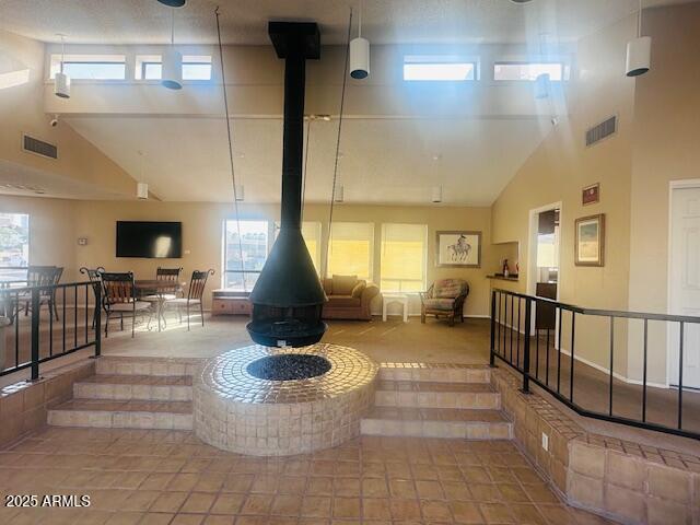 Building Photo - 1111 E University Dr