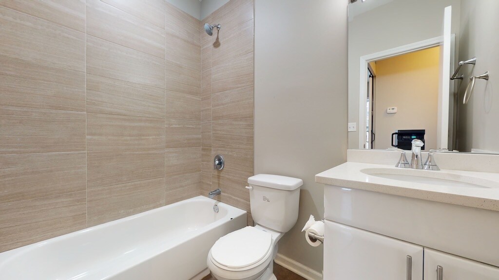 Building Photo - 2101 W Fletcher St