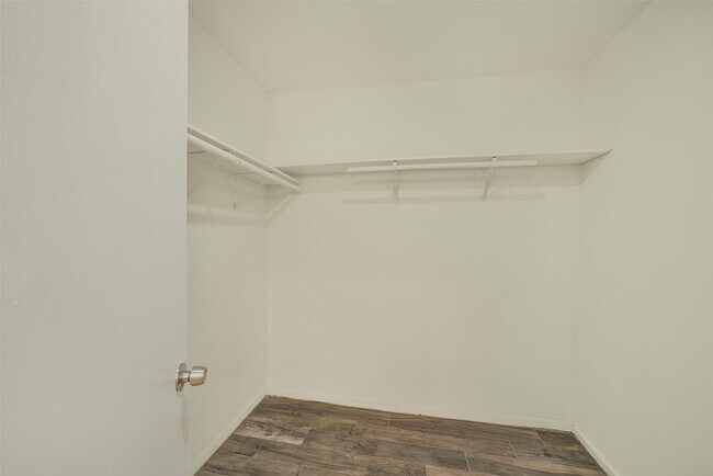 Building Photo - 23122 Whispering Willow Dr