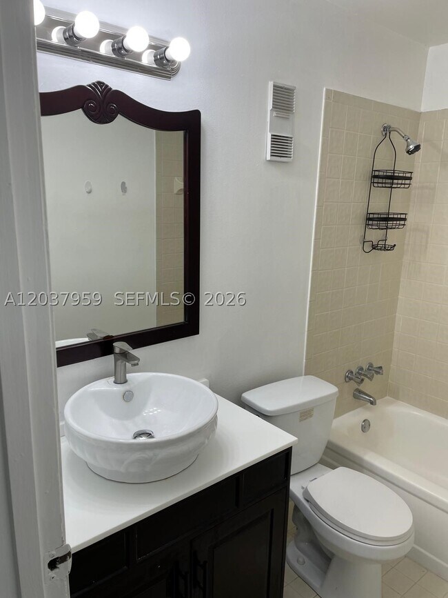 Building Photo - 2060 SW 90th Ave