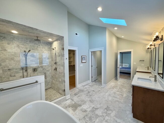 Building Photo - 4524 Sterling Rd