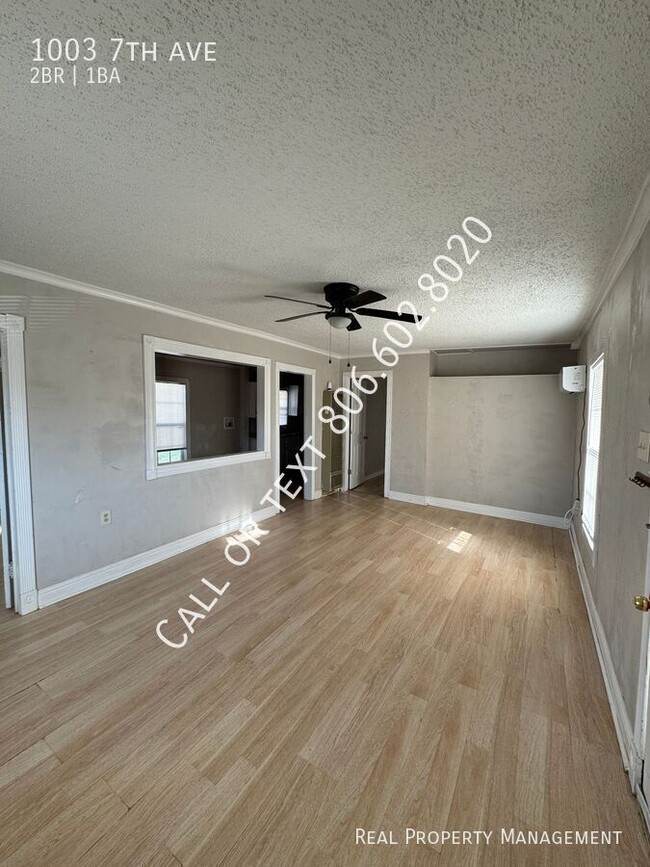 Building Photo - 2 bed 1 bath home in Canyon!