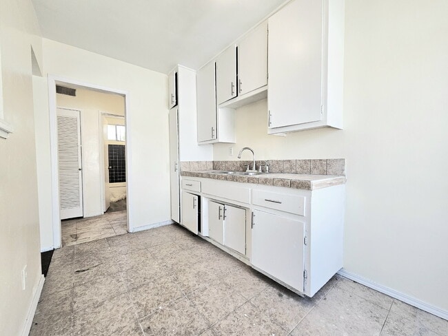 Building Photo - Spacious 1-Bedroom Home with Large Yard!!!