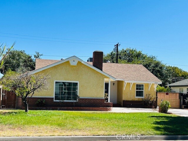 Primary Photo - 1230 E Idahome St