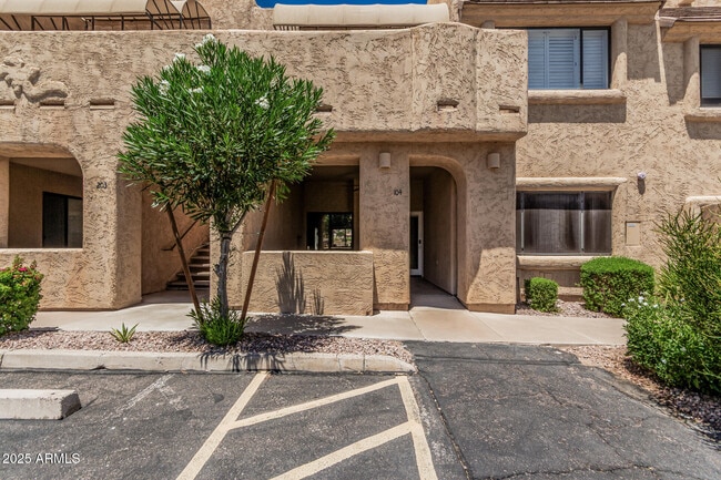 Building Photo - 16107 E Emerald Dr