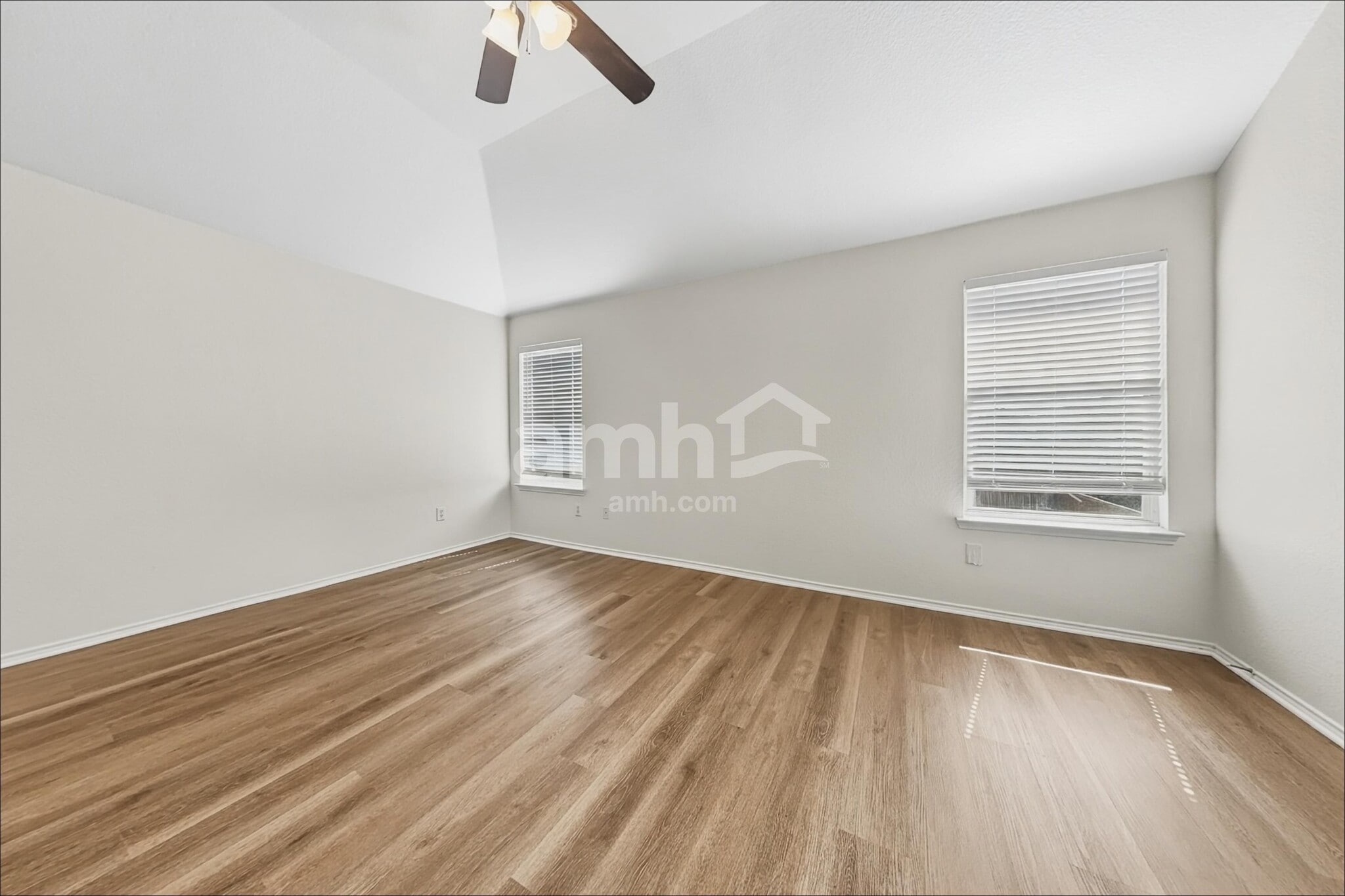 Building Photo - 11741 Cottontail Dr