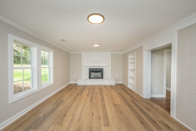 Building Photo - 1106 Morningside Dr