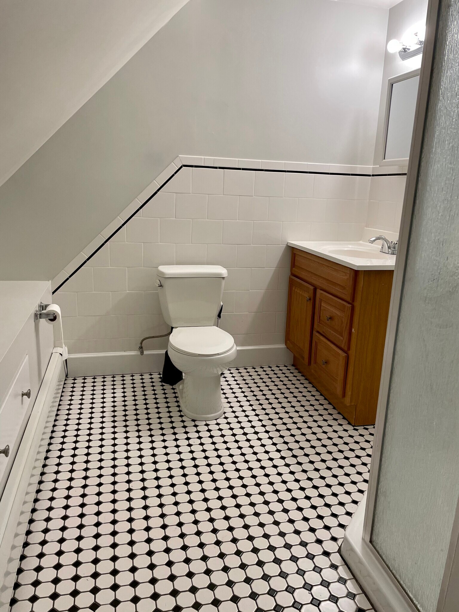 Building Photo - 93 Hungerford St