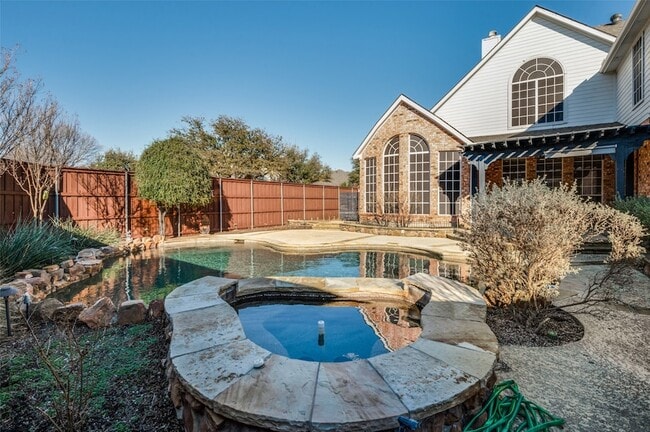 Building Photo - 8117 Halliford Dr