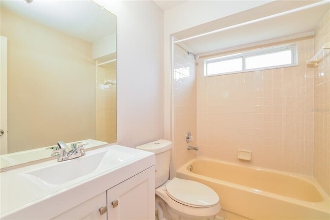 Building Photo - 3103 Orchard Pl