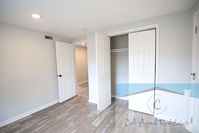 Building Photo - Newly remodeled 1 bedroom 1 bathroom
