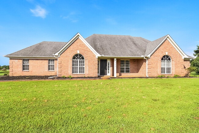 Building Photo - 4299 Rocky Top Cove