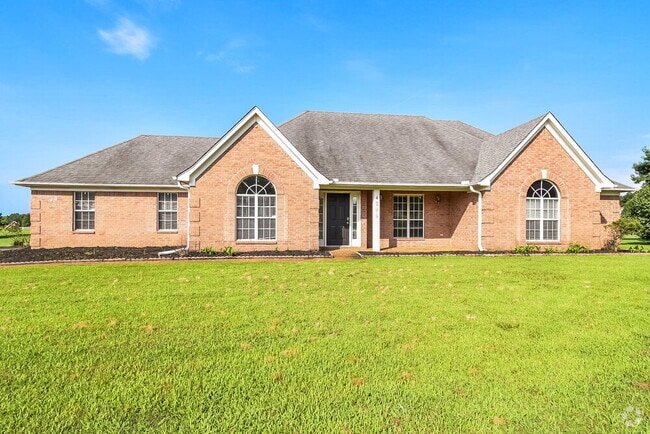 Building Photo - 4299 Rocky Top Cove