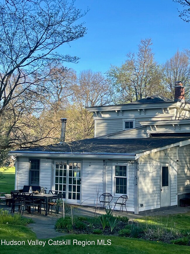 Building Photo - 1523 Co Rd 28