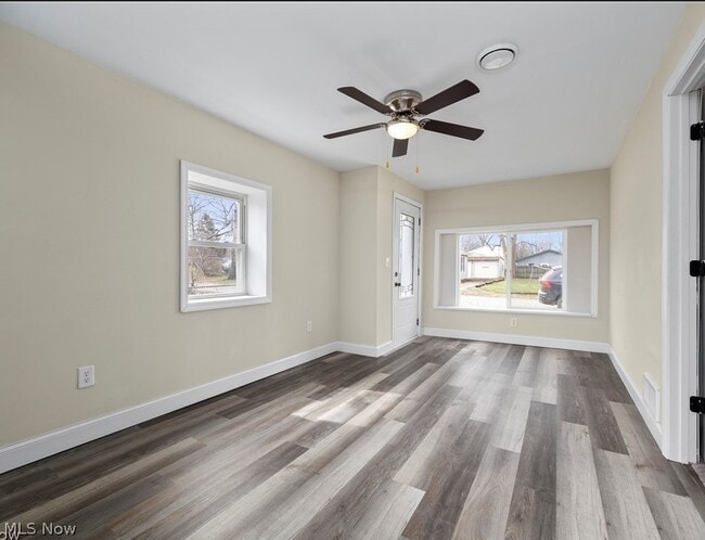 Building Photo - 303 Delamere Rd