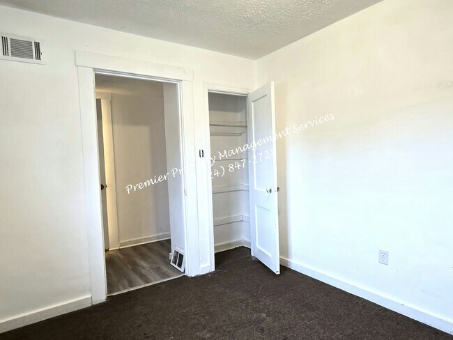 Building Photo - 717 New Castle St