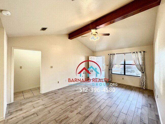 Building Photo - Available June 10: 3 Bed 2 Bath Duplex with Fenced in Yard on Bus Route