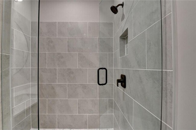 Building Photo - 106 Pinecone Pkwy