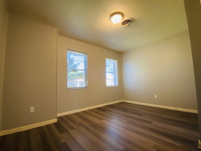 Front bedroom - 2817 12th Ave N