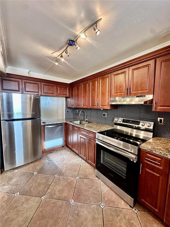 Building Photo - 2903 N Miami Beach Blvd