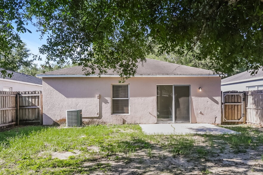 Building Photo - 1022 Harvest Moon Dr